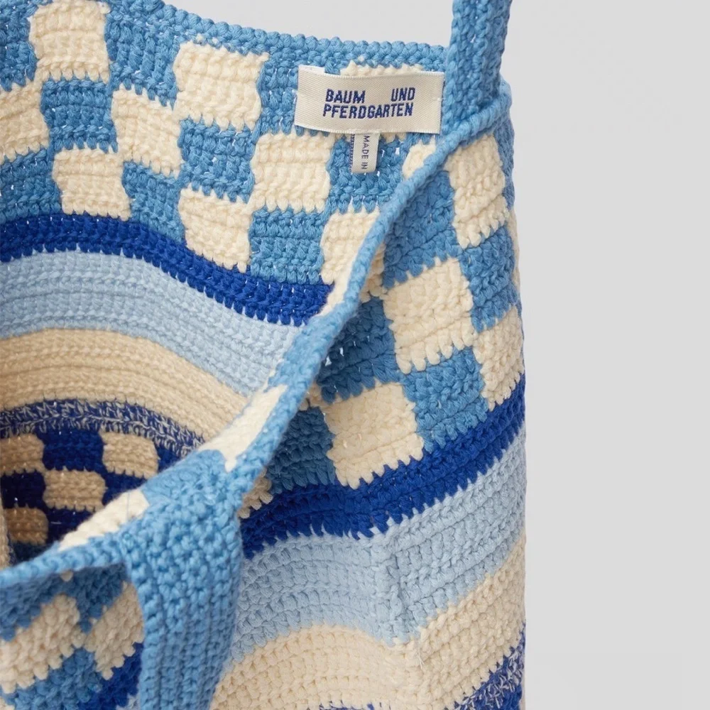 Baum und pferdgarten Blue & Cream Crochet Check Tote Bag - Women's Shoulder Bag